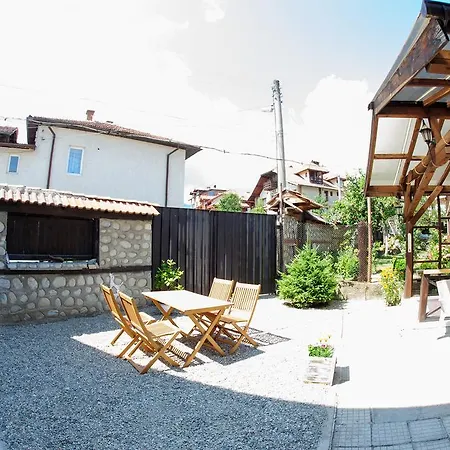 Pensionat Snow Pine 2*